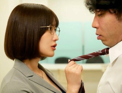 Em đồng nghiệp dâm đãng gạ tình cậu thanh niên may mắn Em đồng nghiệp dâm đãng gạ tình cậu thanh niên may mắn