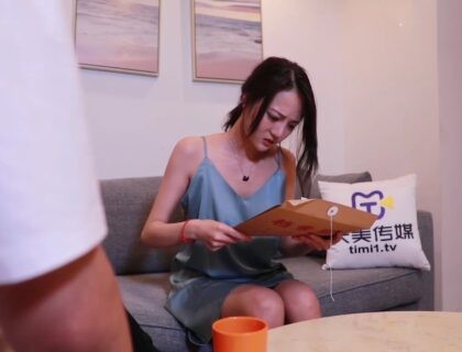 Vợ làm tình cùng chủ nợ để trả nợ cho chồng Vợ làm tình cùng chủ nợ để trả nợ cho chồng